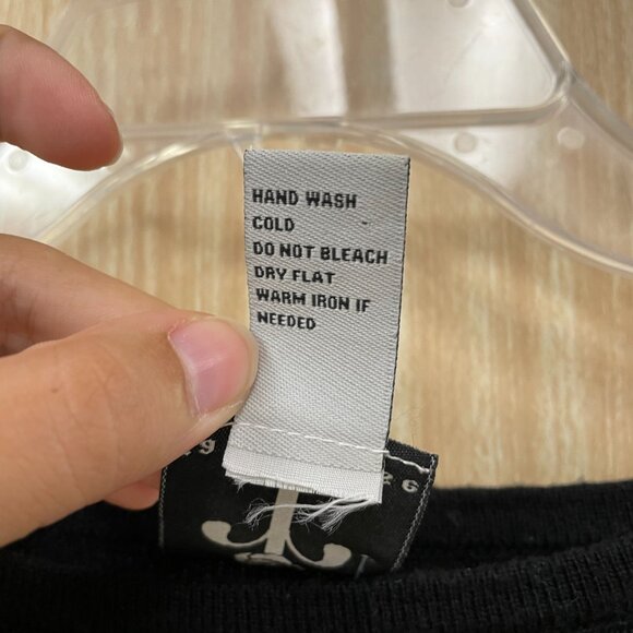 Rain + Rose black embroidered sweater size xs - Picture 3 of 4